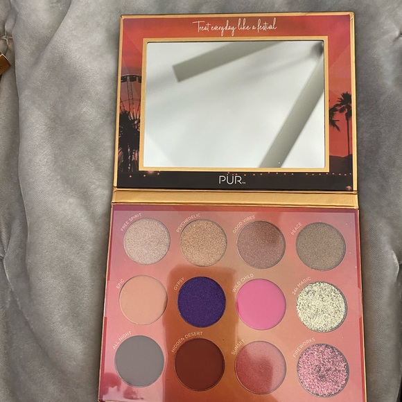 Eyeshadow bundle - Picture 5 of 6